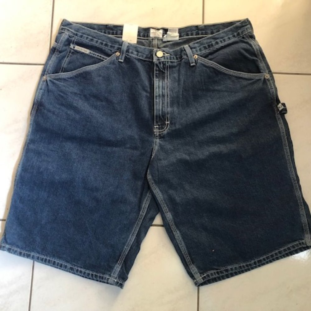 Calvin Klein Jean Denim Shorts. Size 40